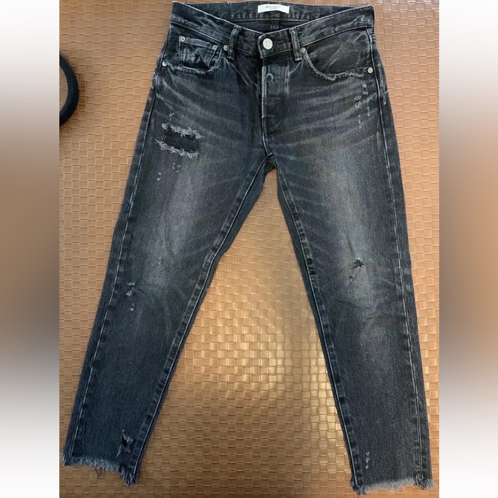 Moussy Vintage Kelley Jeans 26 Black Distressed Tapered Raw Hem
